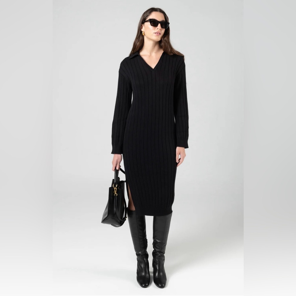 Le Capsole Sweater Dress